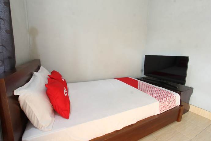 Imagen de la habitación del Hotel OYO 93267 Barokah Rooms Syariah. Foto 7