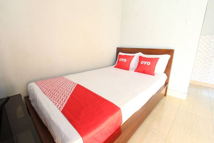 Imagen de la habitación del Hotel OYO 93267 Barokah Rooms Syariah. Foto 10