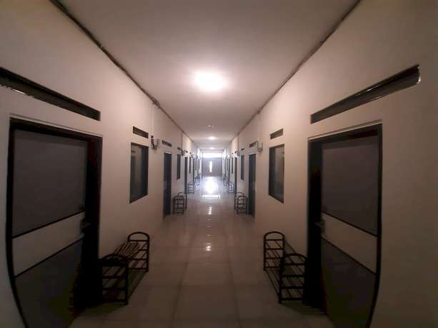 Imagen de los interiores del Hotel OYO 93274 Oren Home Bekasi. Foto 10
