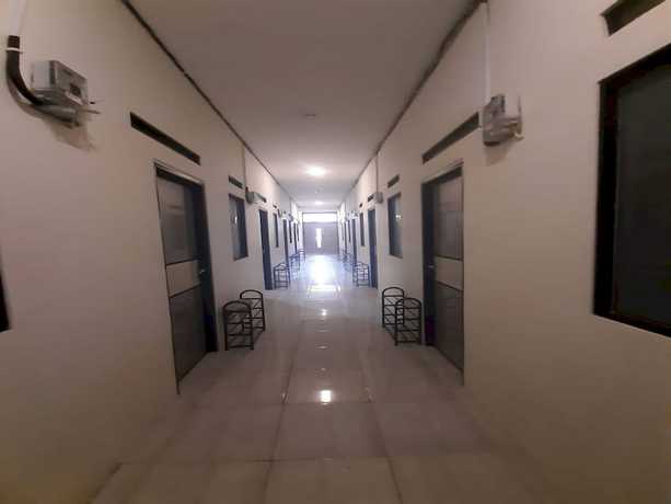 Imagen de los interiores del Hotel OYO 93274 Oren Home Bekasi. Foto 16