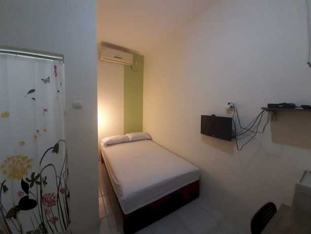Imagen de la habitación del Hotel OYO 93274 Oren Home Bekasi. Foto 3