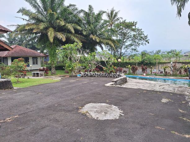 Imagen de los interiores del Hotel OYO 93280 Villa Efita. Foto 19