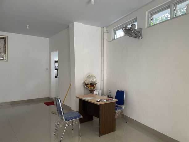 Imagen de los interiores del Hotel OYO 93297 Penginapan Musafir Syariah. Foto 15