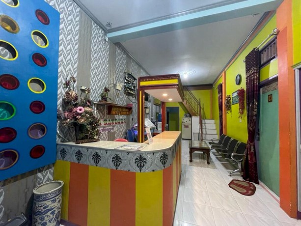Imagen de los interiores del Hotel OYO 93308 Lima Saudara Syariah. Foto 20