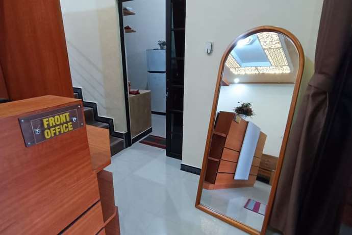 Imagen de los interiores del Hotel OYO 93363 Senja Dieng Homestay Syariah. Foto 10