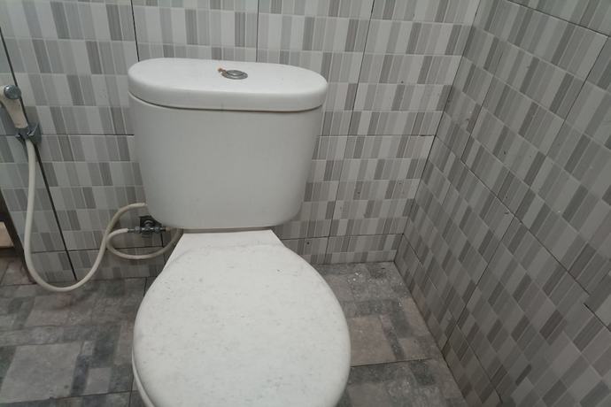 Imagen de la habitación del Hotel OYO 93408 Penginapan Annisya. Foto 2