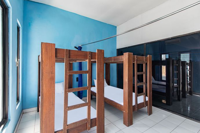Imagen de la habitación del Hotel OYO 93433 Bunk Bed Bali. Foto 7