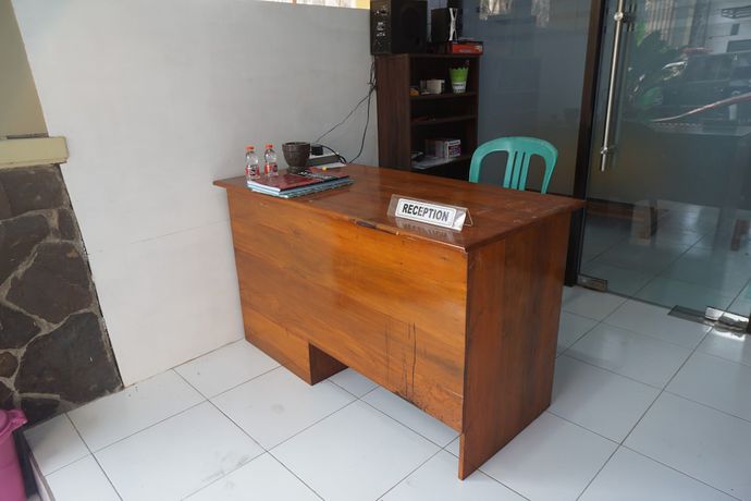 Imagen de los interiores del Hotel OYO 93526 Homely Syariah. Foto 12