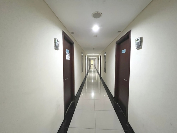 Imagen de los interiores del Hotel OYO 93559 Apartemen Gateway Pasteur By Erik. Foto 16
