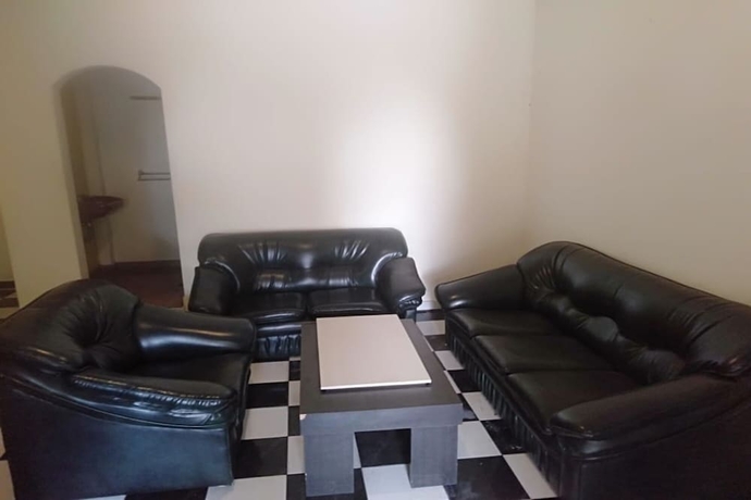 Imagen de los interiores del Hotel OYO 93590 Penginapan Palapa 10. Foto 19