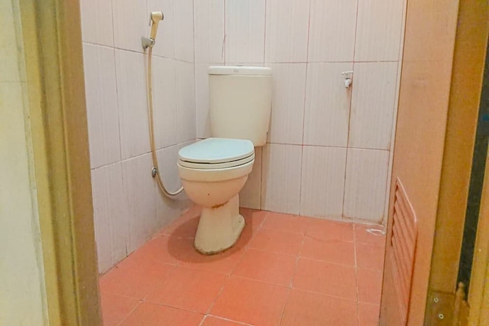 Imagen de la habitación del Hotel OYO 93590 Penginapan Palapa 10. Foto 16