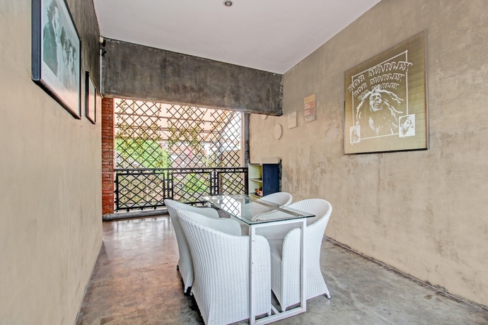 Imagen de los interiores del Hotel OYO 93607 Penak Malioboro Bunk Bed. Foto 18