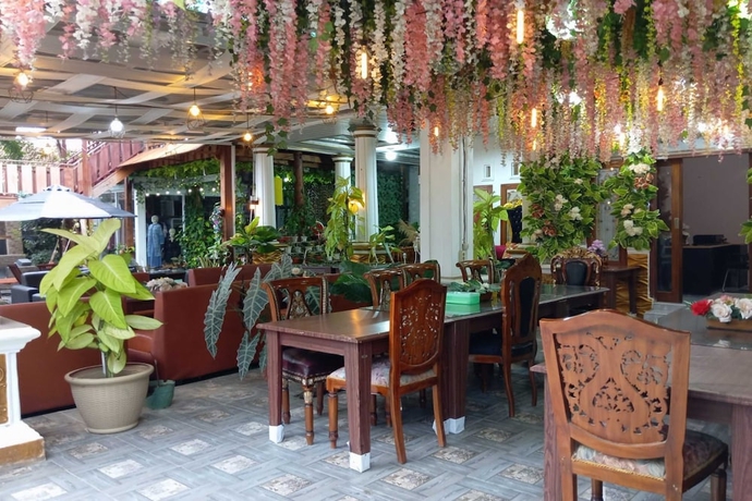 Imagen de los interiores del Hotel OYO 93631 Eltsania Exclusive Homestay Syariah. Foto 17