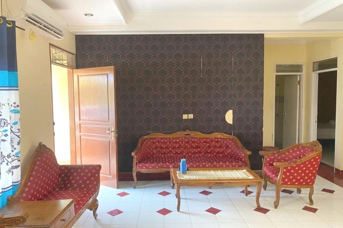 Imagen de los interiores del Hotel OYO 93641 Udayana Guesthouse Syariah. Foto 14