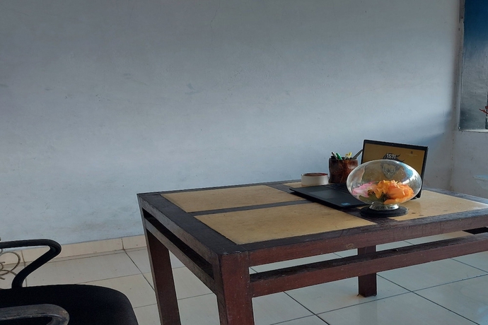 Imagen de los interiores del Hotel OYO 93641 Udayana Guesthouse Syariah. Foto 17