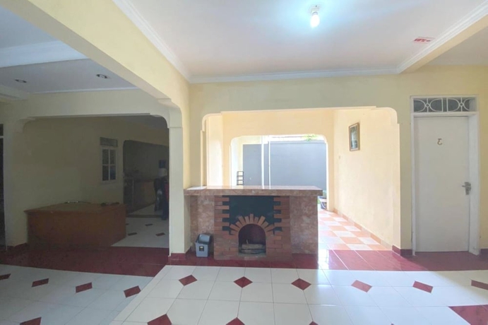 Imagen de los interiores del Hotel OYO 93641 Udayana Guesthouse Syariah. Foto 18