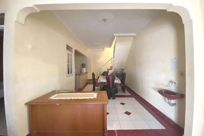 Imagen de los interiores del Hotel OYO 93641 Udayana Guesthouse Syariah. Foto 19
