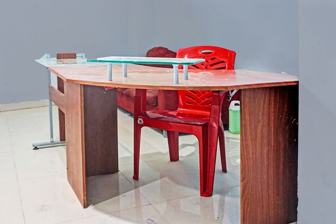 Imagen de los interiores del Hotel OYO 93650 Pondok Baruga 777. Foto 17