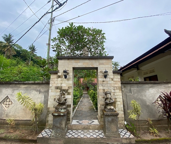 Imagen de los interiores del Hotel OYO 93657 Puri Batu Bolong. Foto 14