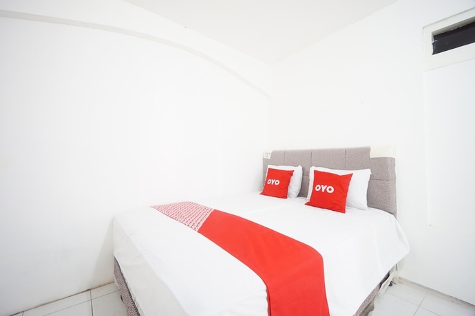 Imagen de la habitación del Hotel OYO 93682 Blessing\'s Kediri Homestay. Foto 4