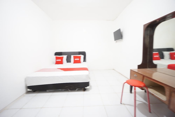 Imagen de la habitación del Hotel OYO 93682 Blessing\'s Kediri Homestay. Foto 14