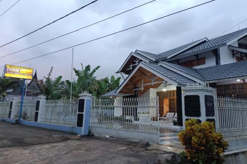 Imagen general del Hotel OYO 93706 Penginapan Syariah Hj. Kenan. Foto 1