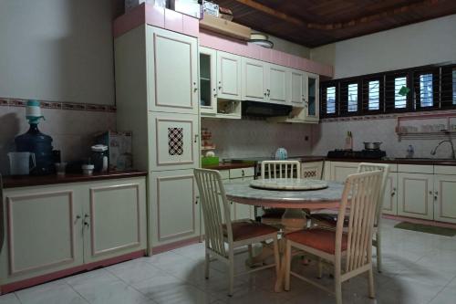 Imagen general del Hotel OYO 93706 Penginapan Syariah Hj. Kenan. Foto 13