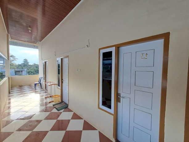 Imagen de los interiores del Hotel OYO 93714 Guest House Gembul Syariah. Foto 16