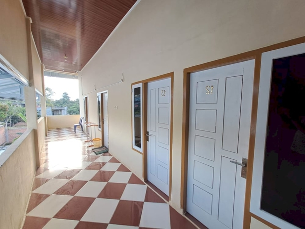 Imagen de los interiores del Hotel OYO 93714 Guest House Gembul Syariah. Foto 17