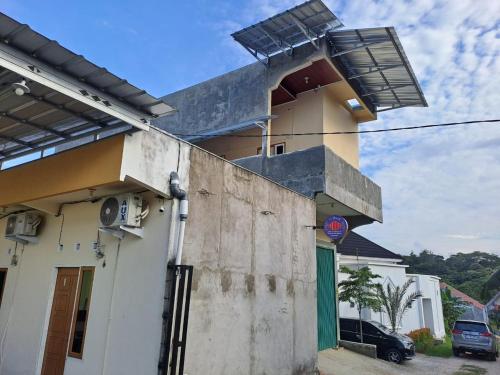 Imagen general del Hotel OYO 93714 Guest House Gembul Syariah. Foto 11