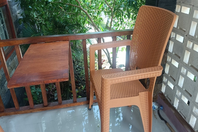Imagen de los interiores del Hotel OYO 93737 Bale Oyan Homestay. Foto 18