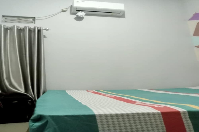 Imagen de la habitación del Hotel OYO 93737 Bale Oyan Homestay. Foto 10