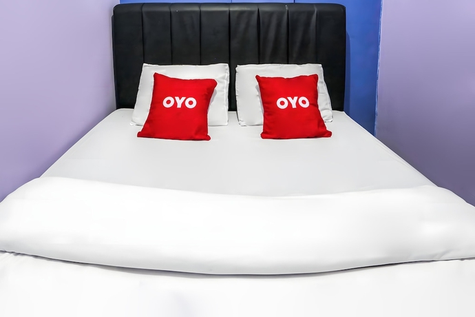 Imagen de la habitación del Hotel OYO 93772 Iconiq Rooms. Foto 4