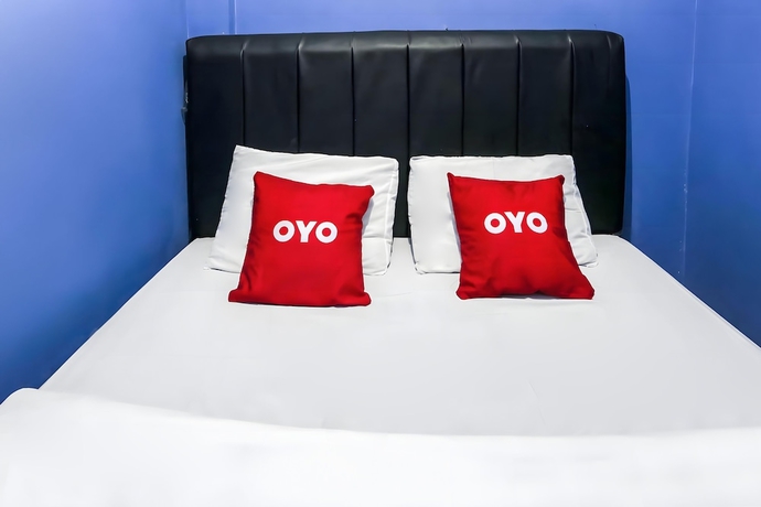 Imagen de la habitación del Hotel OYO 93772 Iconiq Rooms. Foto 12