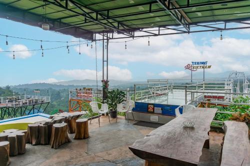 Imagen general del Hotel OYO 93812 Tebing Vieatnam. Foto 11