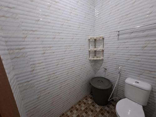 Imagen general del Hotel OYO 93814 Amanda Homestay. Foto 11