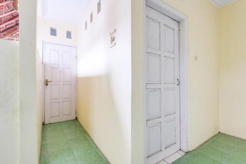 Imagen general del Hotel OYO 93859 Saffa 27 Guest House Syariah. Foto 9