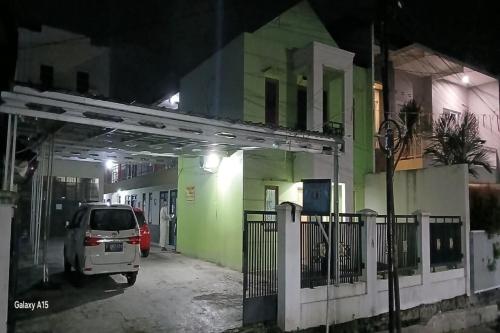 Imagen general del Hotel OYO 93861 Adinda Guest House Syariah. Foto 18