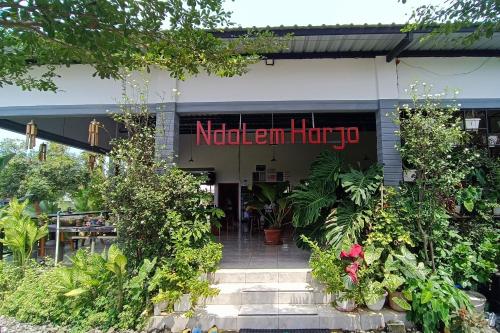 Imagen general del Hotel OYO 93885 D\'harjo Guesthouse. Foto 7