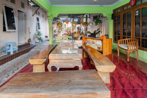 Imagen general del Hotel OYO 93976 Maluku Guest House. Foto 5