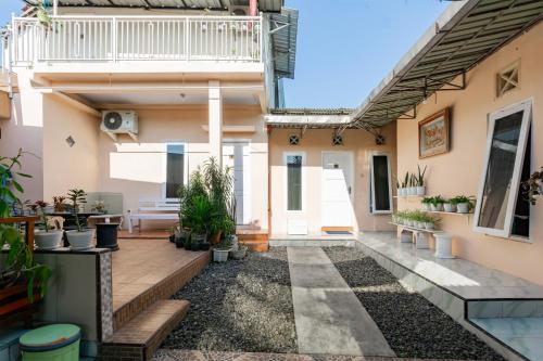 Imagen general del Hotel OYO 93976 Maluku Guest House. Foto 10