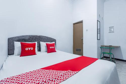 Imagen de la habitación del Hotel OYO 93976 Maluku Guest House. Foto 19