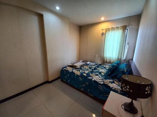 Imagen general del Hotel OYO 94052 Apartement Gateway Cicadas by Guling Property. Foto 9