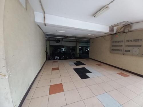 Imagen general del Hotel OYO 94052 Apartement Gateway Cicadas by Guling Property. Foto 14
