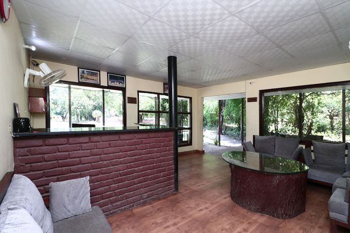 Imagen de los interiores del Hotel OYO 9445 Bagheera Jungle Retreat. Foto 19