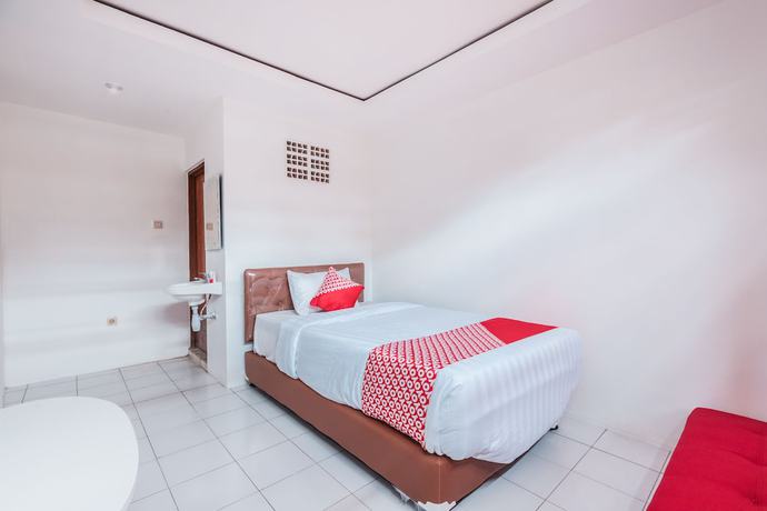 Imagen de la habitación del Hotel OYO 947 Angel Home Stay Syariah. Foto 16