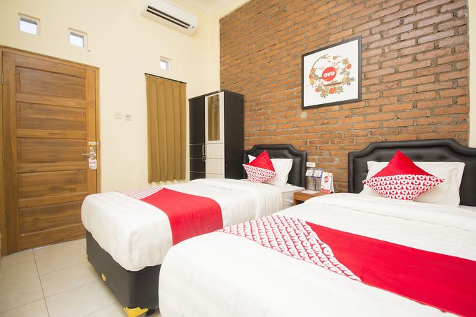 Imagen de la habitación del Hotel OYO 952 Annisa Syariah Guest House. Foto 7