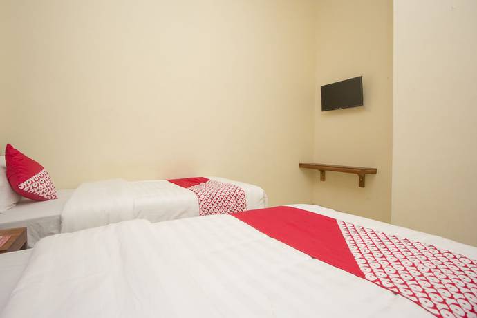 Imagen de la habitación del Hotel OYO 952 Annisa Syariah Guest House. Foto 12