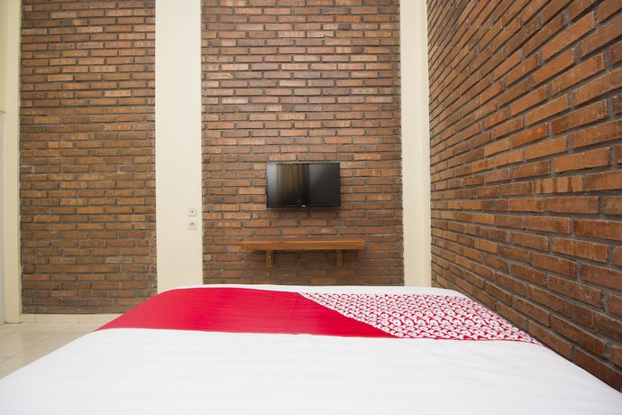 Imagen de la habitación del Hotel OYO 952 Annisa Syariah Guest House. Foto 14