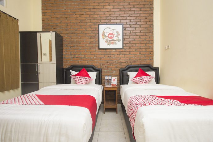 Imagen de la habitación del Hotel OYO 952 Annisa Syariah Guest House. Foto 15